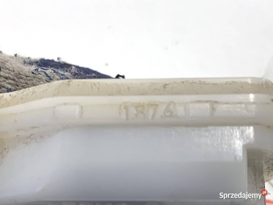 ZAMEK KLAPY TYŁ TOYOTA YARIS III Hatchback