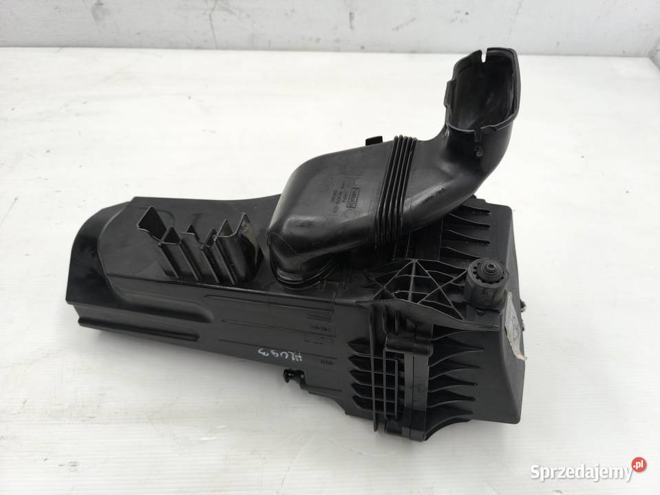 OBUDOWA FILTRA POWIETRZA FORD FIESTA MK7 LIFT osobowe wielkopolskie