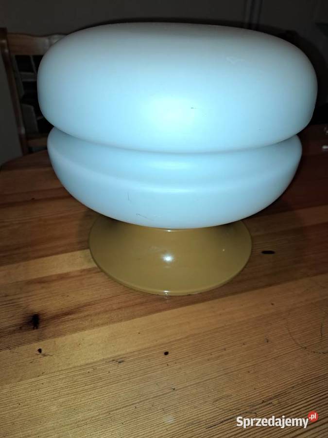 Retro lampa wiszaca przysufitowa z 60 tych lat Lubań
