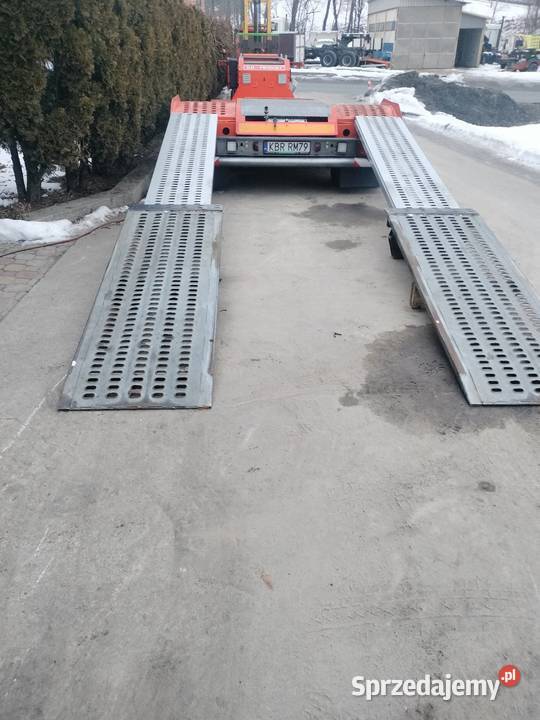 Naczepa niskopodłogowa specjalna laweta Brzesko