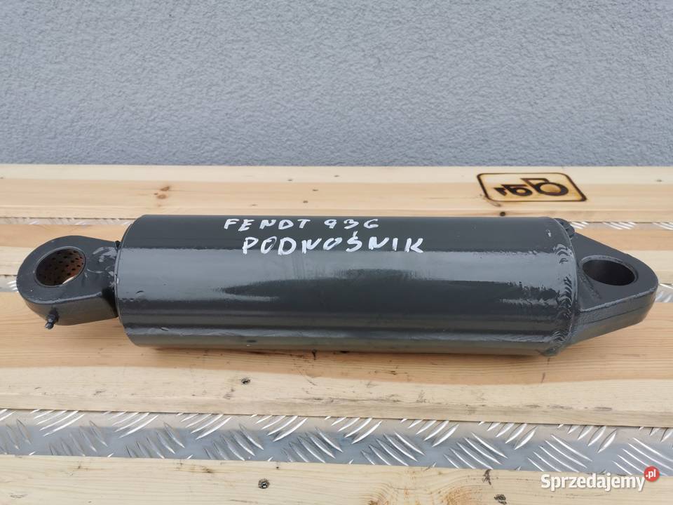 Cylinder hydrauliczny podnośnika Fendt 936 Vario Wilkowo