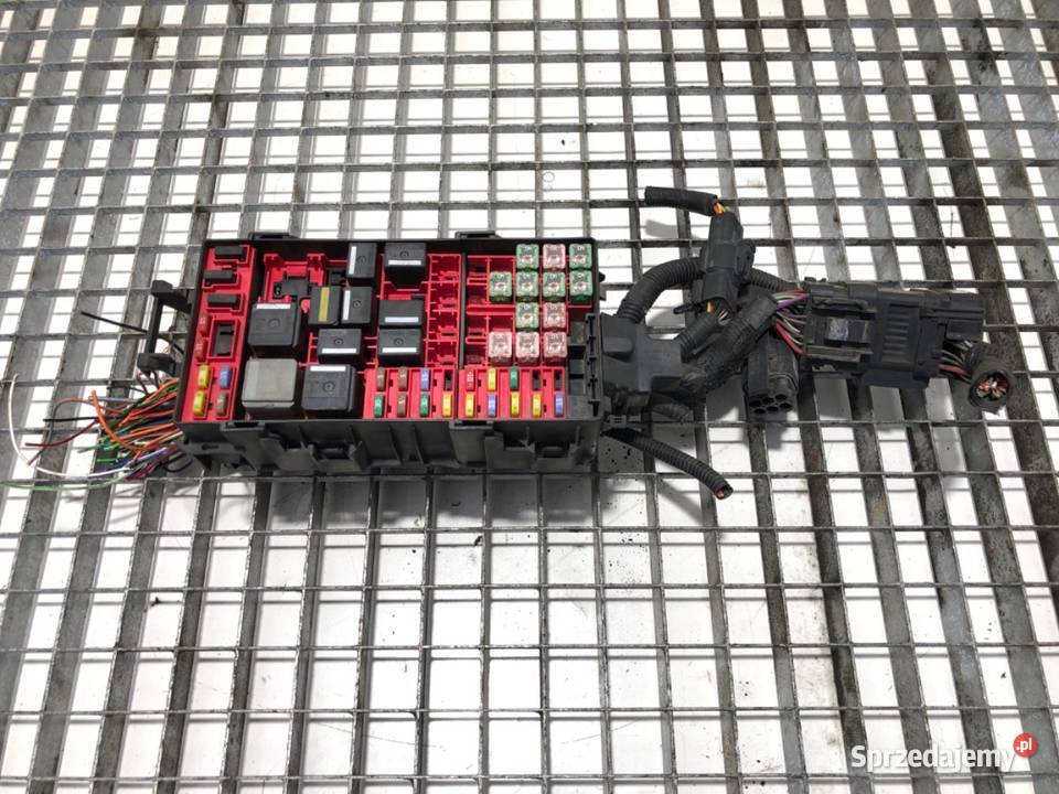 SKRZYNKA BEZPIECZNIKÓW FORD TRANSIT IV Bus 0006 podkarpackie sprzedam