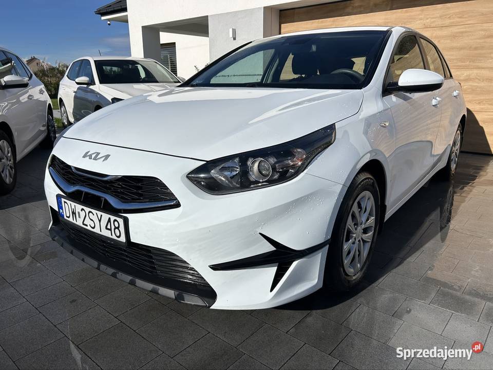 Kia Ceed 2022r salon Polska fv VAT nieuszkodzony małopolskie Tarnów sprzedam