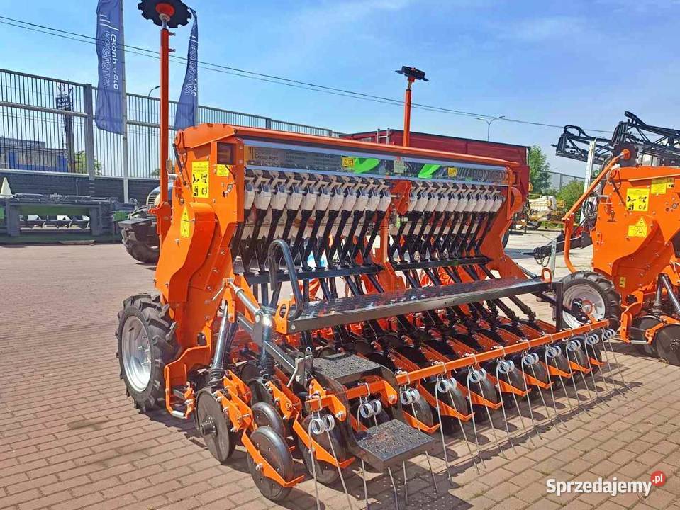 Talerzowy Siewnik Pony 3m pojemność 510l podkarpackie Zaczernie