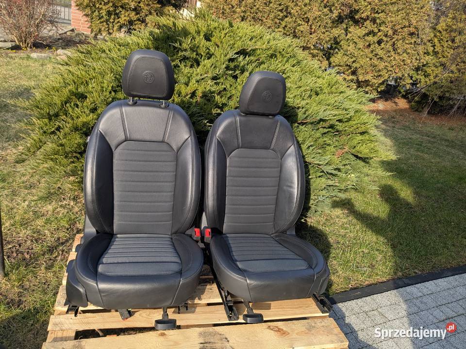 Fotele kanapa tapicerka Alfa Romeo Giulia Fotele i kanapy Syrynia