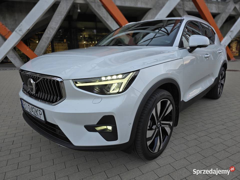 VOLVO XC40 2024 LIFT 20 250 30000 B5 AWD Białystok