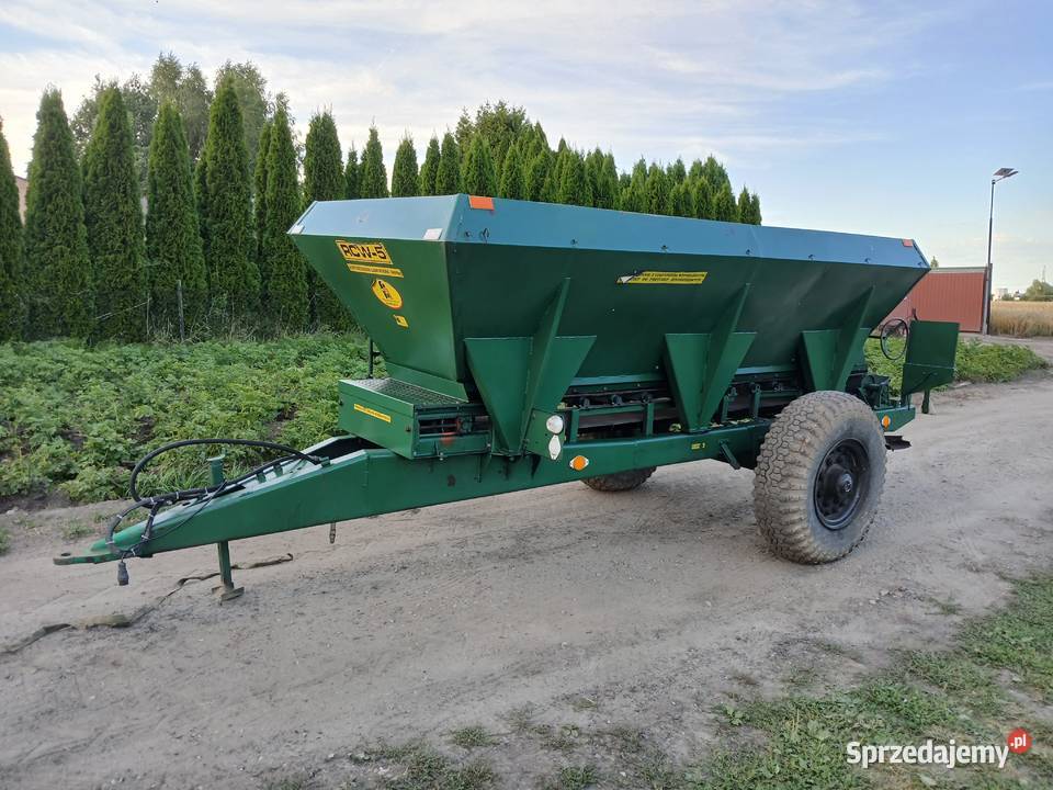 Rozsiewacz wapna rcw 3 rcw 5 piast wapniarka Rozsiewacze nawozów Rzgów