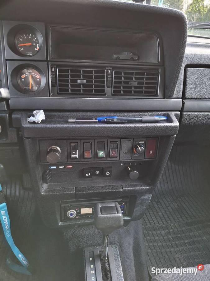 Sprzedam volvo 240 automat klimatyzacja