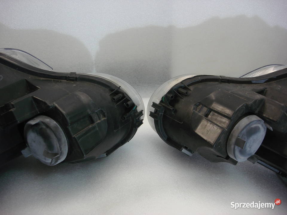 Lampa przednia Skoda YETI lewa prawa reflektor Ostrów Mazowiecka