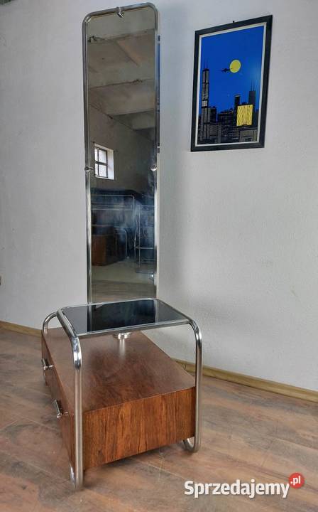 Katalogowa toaletka Vichr a spolPraha Chrom Radom