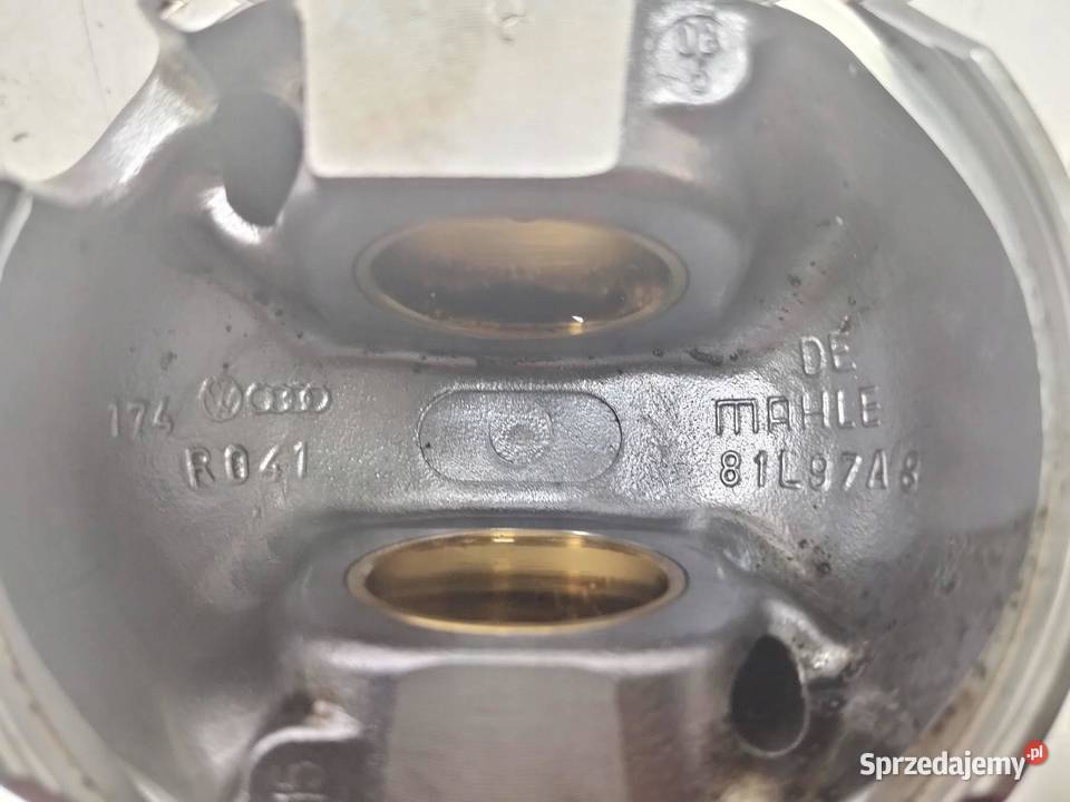 TŁOK KORBOWÓD 81L97A8 20 TDI Audi A3 II 20032013 Blok silnika