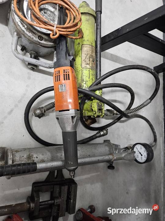 Podnosniki hydrauliczne pompa do paliwa zaczep Janów Lubelski