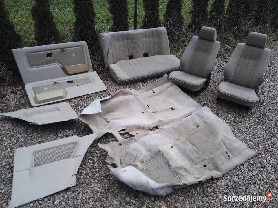 BMW e30 wnętrze środek fotele kanapa boczki Części samochodowe Kraków