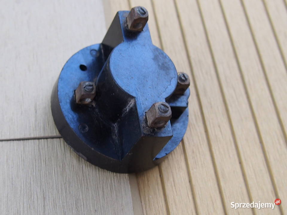 JUNAK OPRAWKA ŻARÓWKI Obudowy lamp i żarówek