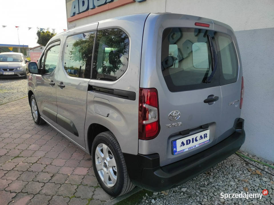 Toyota Proace City Verso klima Tempomat elszyby serwisowany w ASO Toyota śląskie Racibórz
