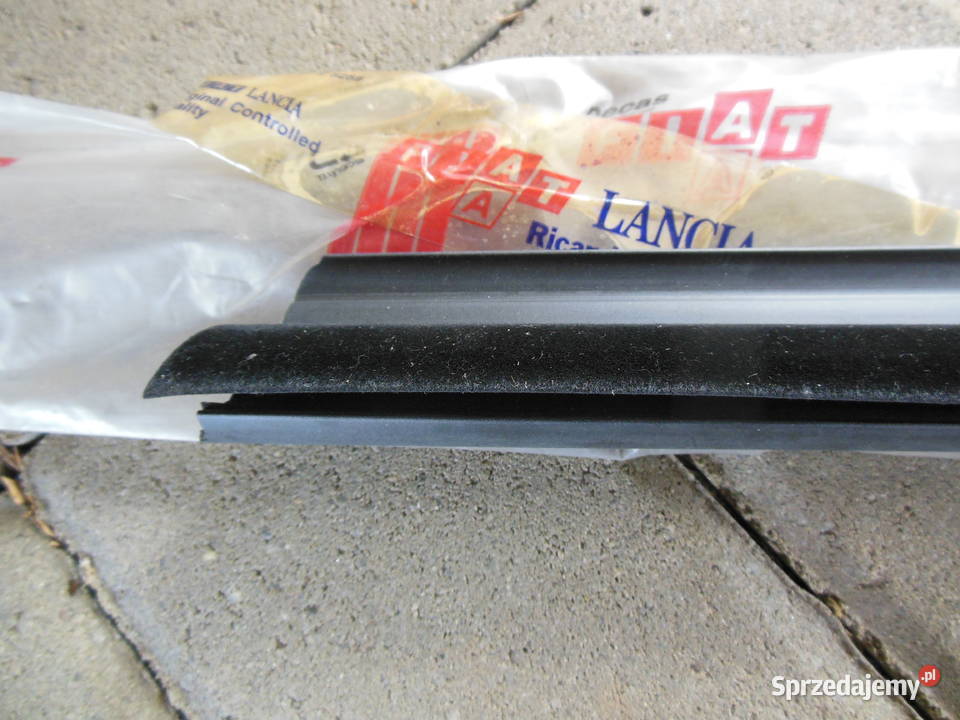 Uszczelka szyby drzwi prawy tył Fiat Palio Siena Kozy