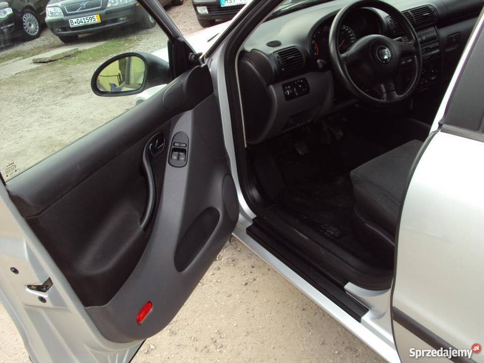 Na sprzedaż nieuszkodzony Seat Leon srebrny ABS Leon świętokrzyskie Końskie