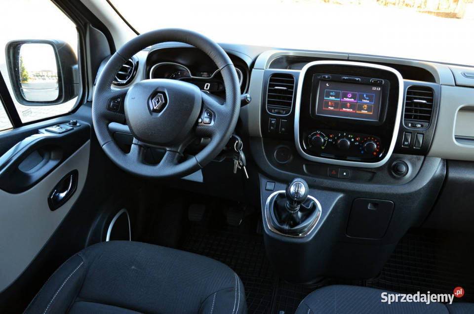 Renault Trafic 16 DCI 120 6cio Osobowy III 2014 Ostrów Mazowiecka sprzedam