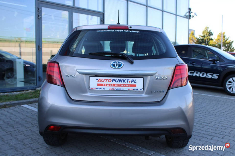 Toyota Yaris 2015r Salon Polska Niski przebieg
