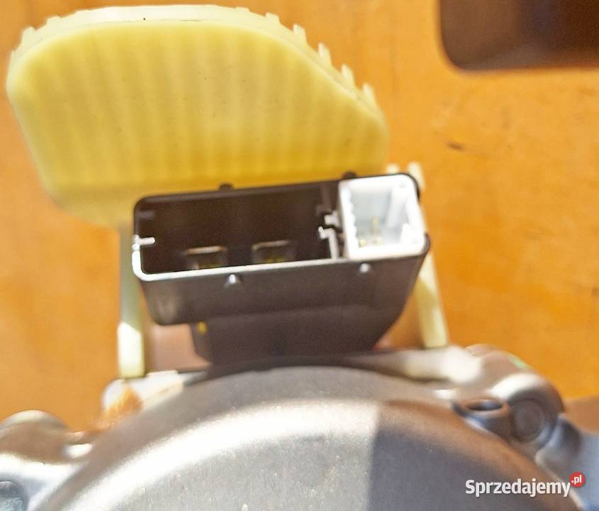 RENAULT SCENIC III KOLUMNA WSPOMAGANIE Zawieszenie i układ kierowniczy sprzedam