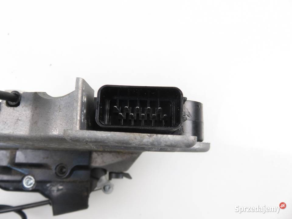 ZAMEK PRAWY PRZEDNI VOLVO V50 30753663