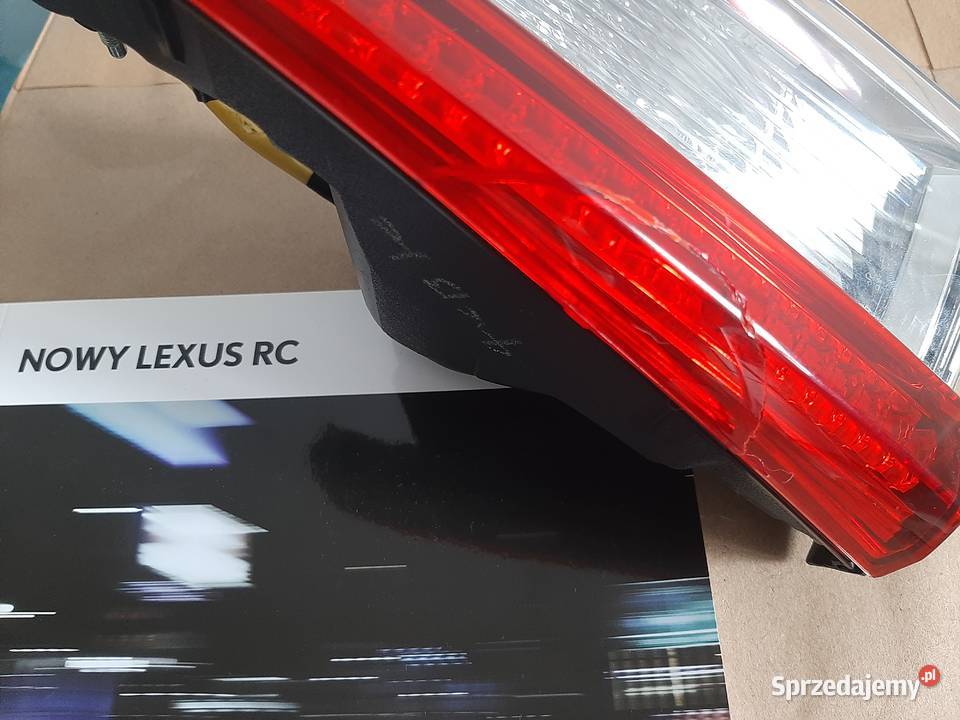 Lexus RC lampa tył prawa w klapę Swarzędz