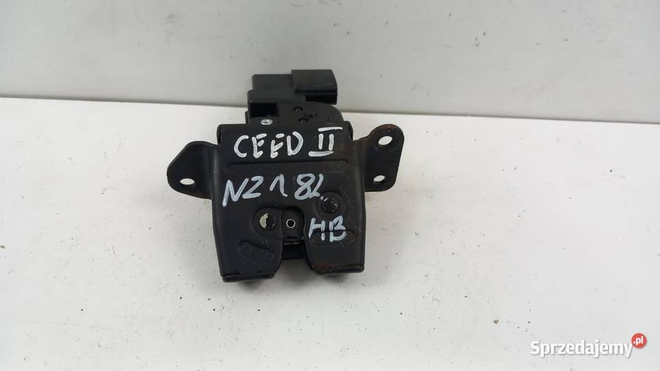 KIA CEED II HB ZAMEK KLAPY TYŁ Zbierkowo
