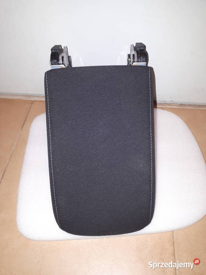 5TA864207B Podłokietnik Volkswagen Warszawa