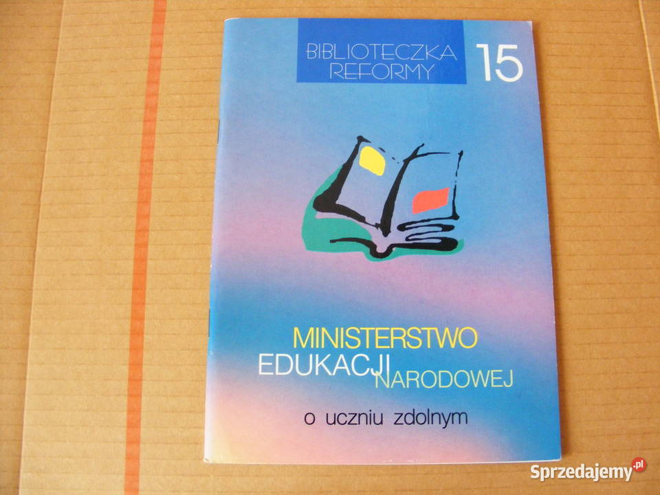 MEN x 8 O nadzorze pedagogicznym O uczniu Książki i Podręczniki dolnośląskie Oborniki Śląskie