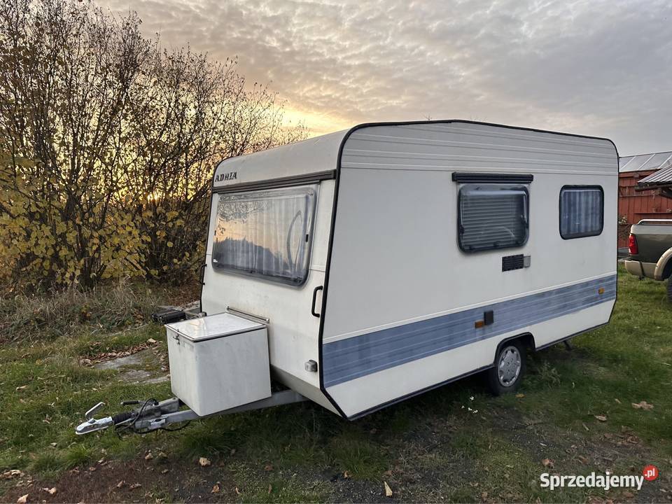 Przyczepa kempingowa lekka Dmc 740 Rok produkcji 1986 podkarpackie Rzeszów