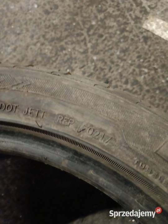Komplet opon letnich 23545R18 Słomniki sprzedam