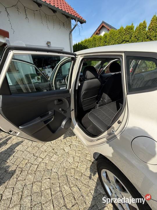 KIA Venga 16 benzyna 125 2011r przestronny 204000km Gorzów Wielkopolski
