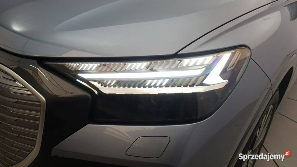 Audi Q4 Q4 etron 40 77kWh Advanced Z Polskiego przyciemniane szyby Warszawa