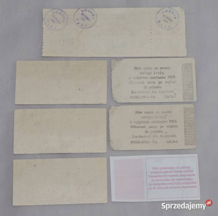 Zestaw biletów z minionej epoki