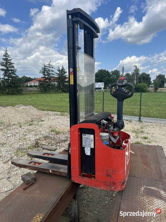 Paleciak Widlak podnośnik Manitou do naprawy na Turek