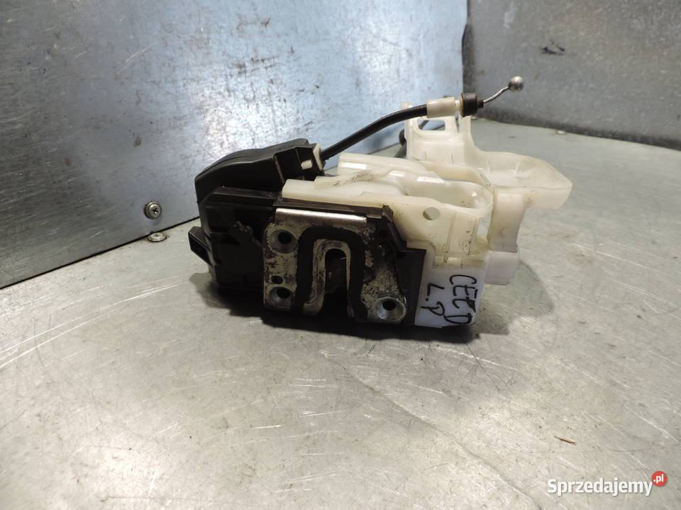 ZAMEK DRZWI LEWY PRZÓD KIA CEED I FL 7 PIN osobowe Nowy Sącz