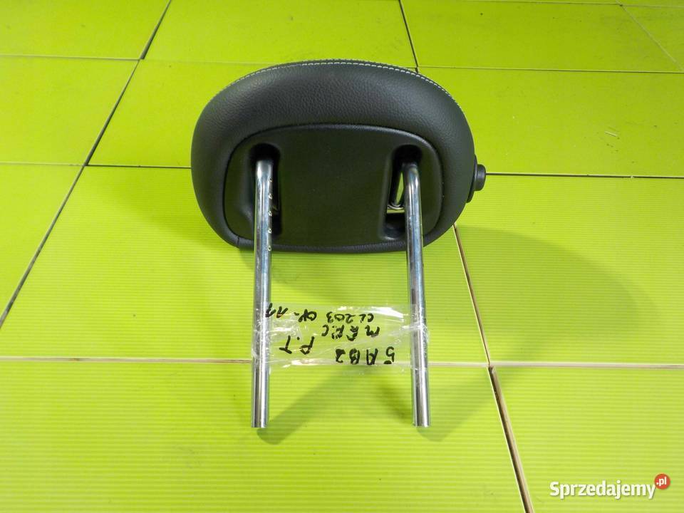 MERCEDES CLC CL203 08r zaglowek prawy tyl mazowieckie Suków