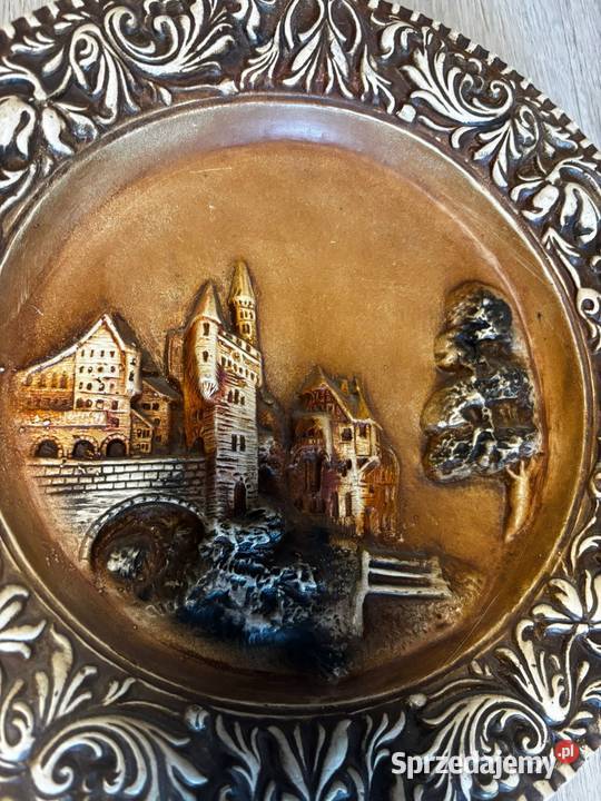 Obrazek ścienny rzeźbiony płaskorzeźba