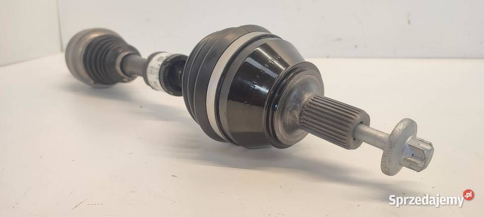 MERCEDES W247 PÓŁOŚ LEWY PRZÓD A1773302701 osobowe Półosie