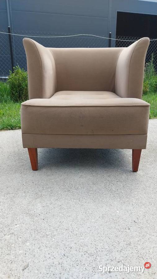 Fotel Wypoczynkowy w Kolorze Beżowym zestaw 4 mazowieckie Kazuń Polski
