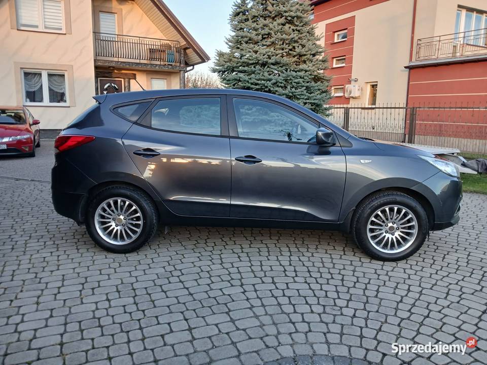 Hyundai IX35 16 Benzyna benzyna Ostrowiec Świętokrzyski sprzedam