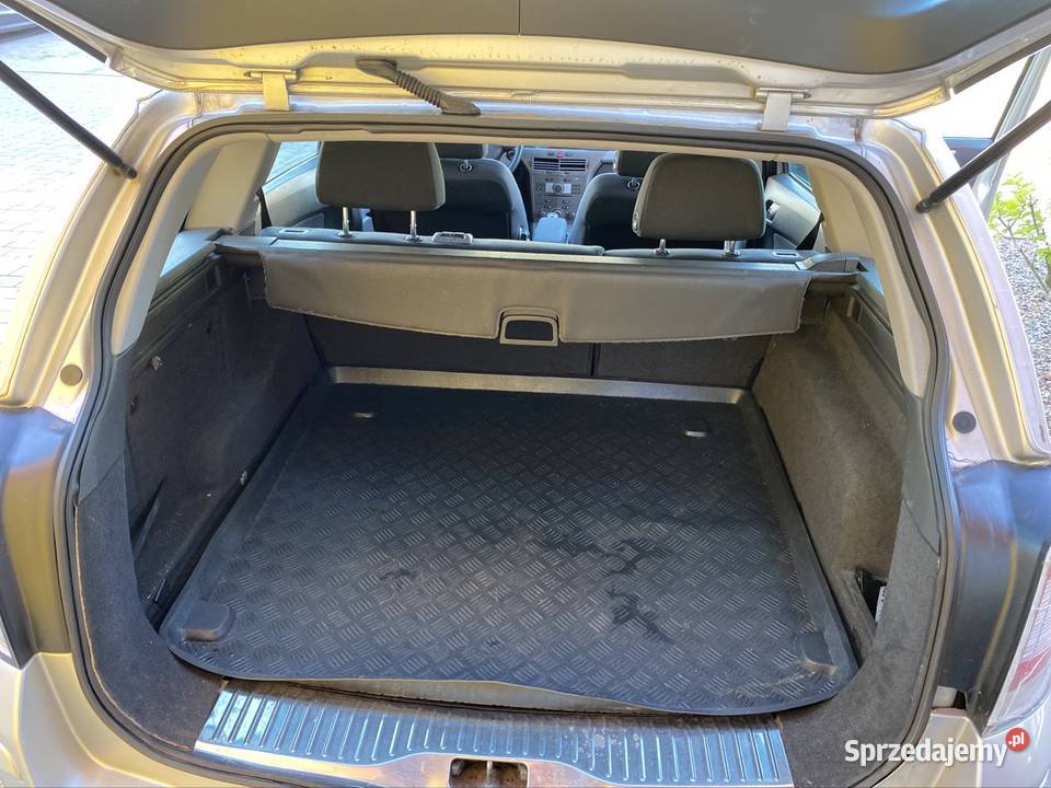 Opel Astra 17 diesel ISUZU 2005r kombi Inowrocław