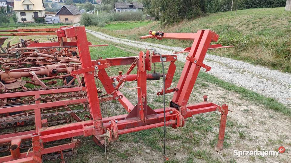 Brony kultywator hydraulicznie składany Maszyny uprawowe małopolskie