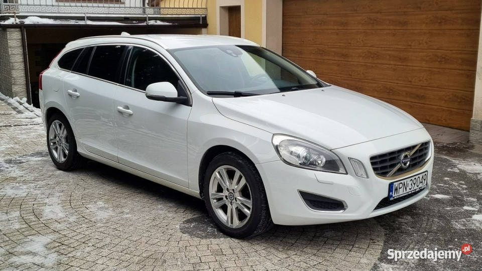 Volvo V60 D5 Skóry Xenon 163 Serwis Bogate Płońsk