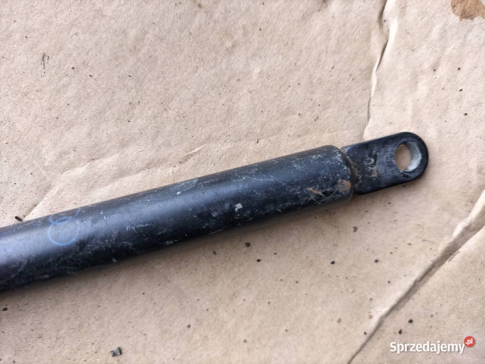 Siłownik maski pokrywy silnika Audi 800823360B