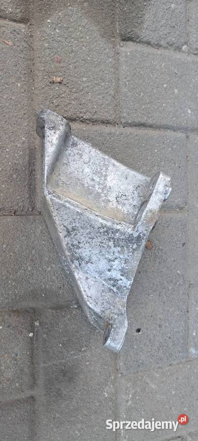 Łapa silnika lewa Passat B5 Audi A4 B5 19 TDI osobowe Luzino