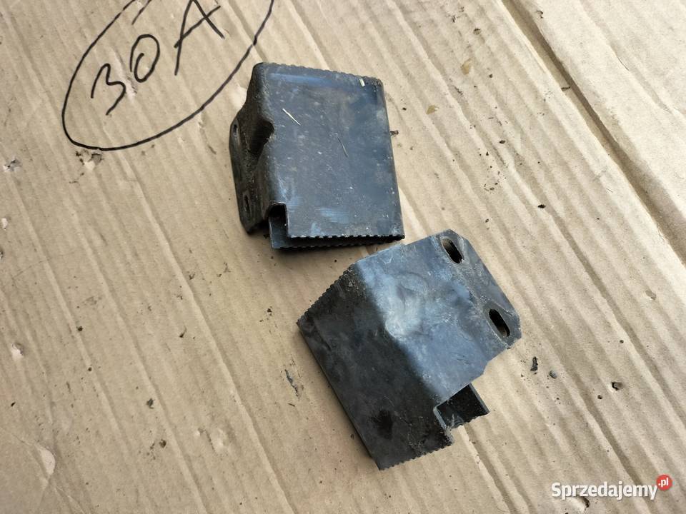 AUDI 80 B4 80B4 UCHWYT MOCOWANIE WIESZAK Kamień-Kolonia