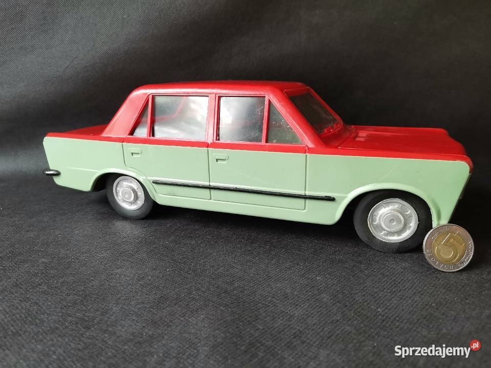 Stara plastikowa zabawka PRL Polski Fiat 125 p Katowice sprzedam