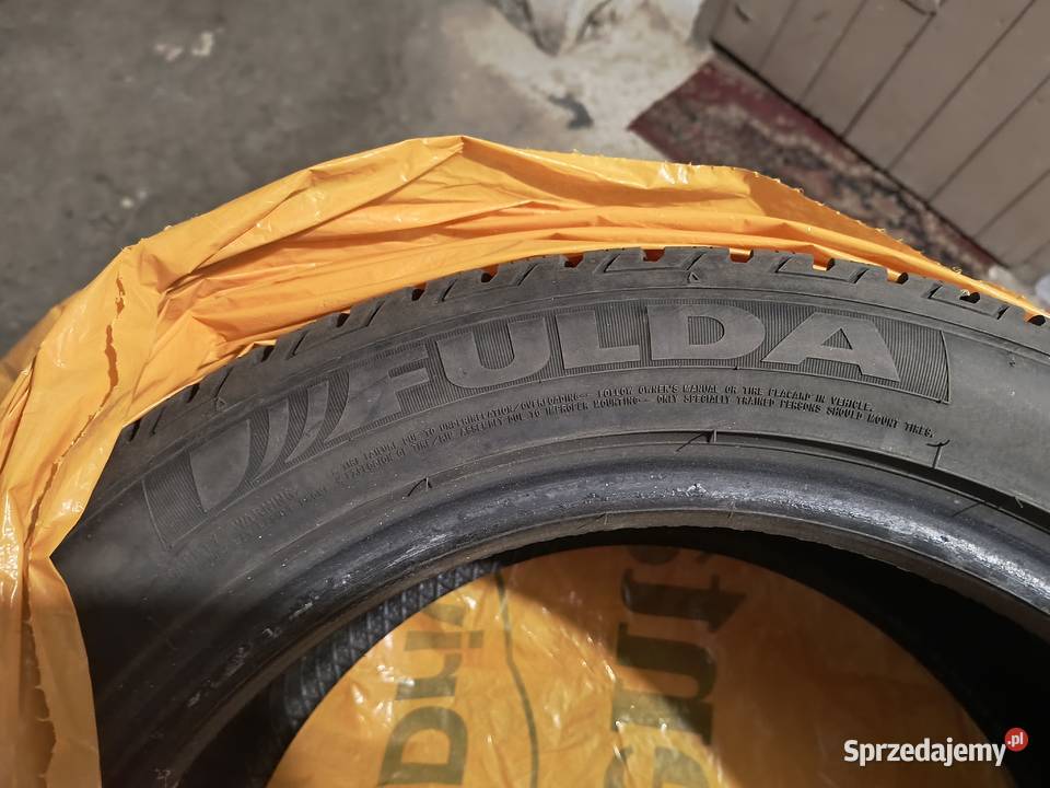 Komplet opon Fulda Kristall Control HP2 22545 Opole