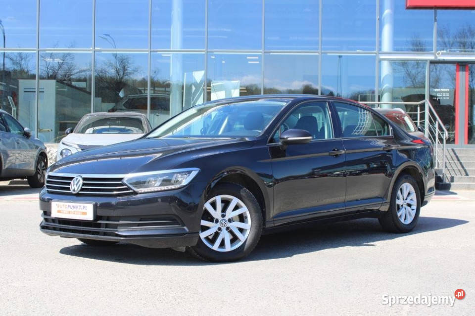 Volkswagen Passat 2018r Navi Czujniki PT Kraków